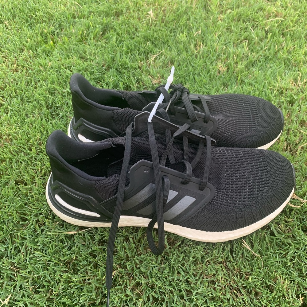 Men’s adidas Ultraboost 20 Running shoes sz 10.5
